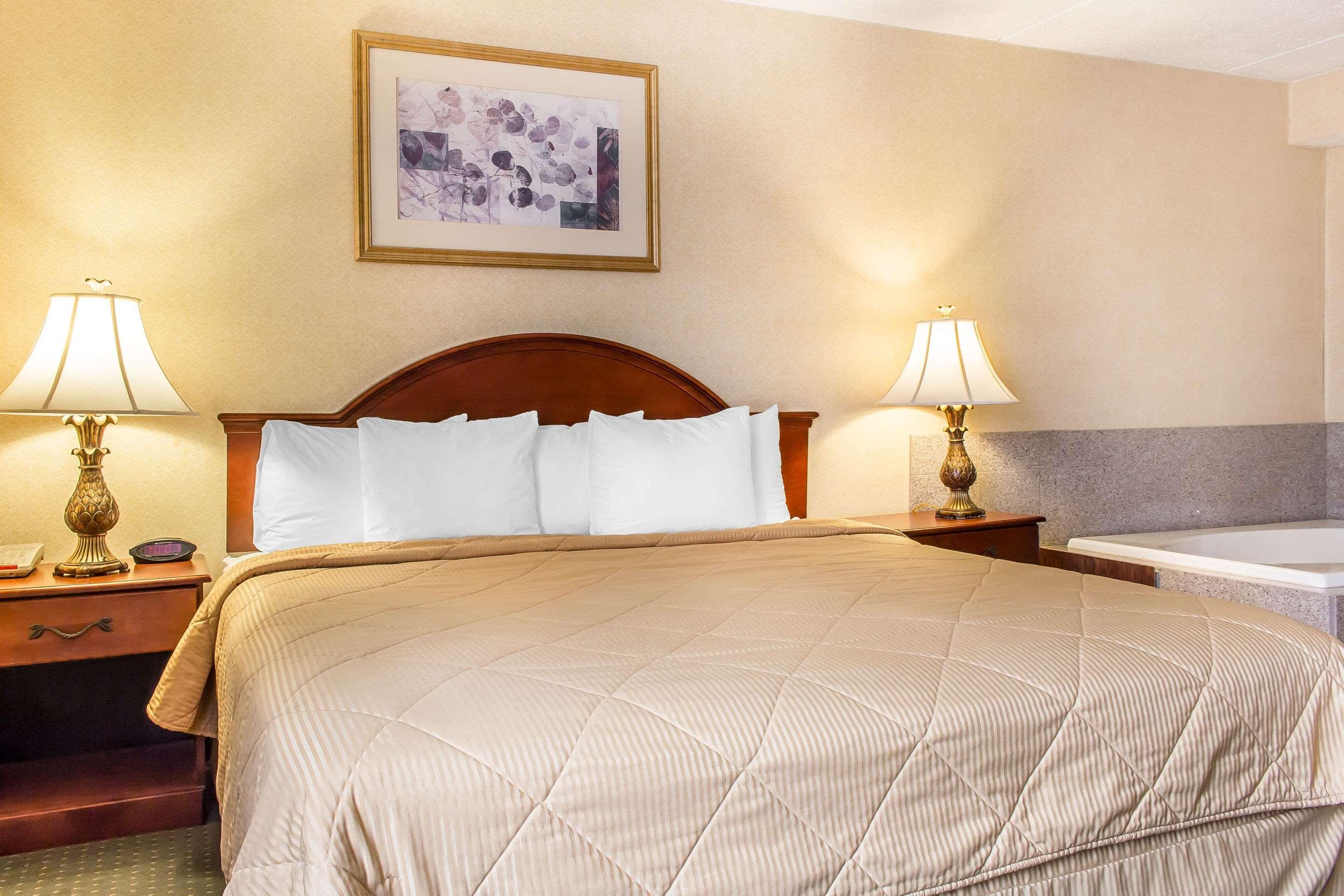Quality Inn Hackettstown - Long Valley Exteriör bild